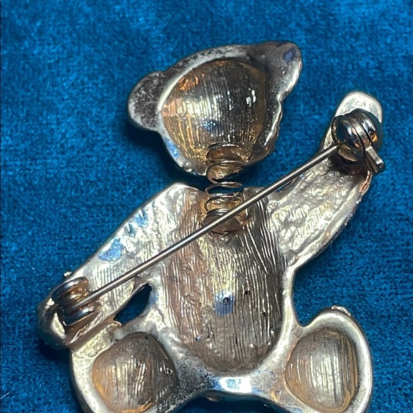 Crystal Teddy Bear Brooch - Picture 5 of 8